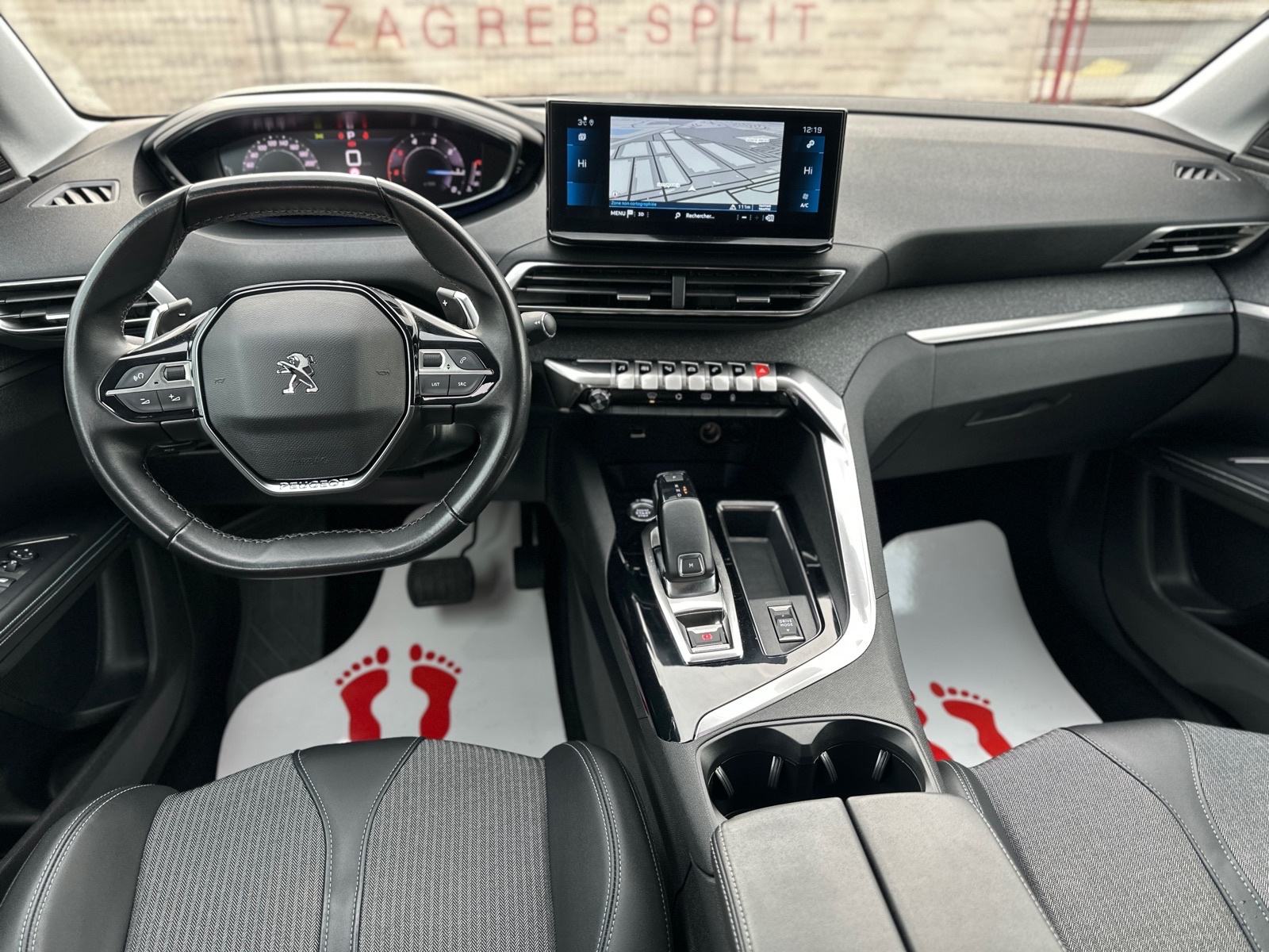 Peugeot 5008 1,5 HDI Automatik, 7 Sjedala, Kamera, Navi, 18" ALU, fotografija 7