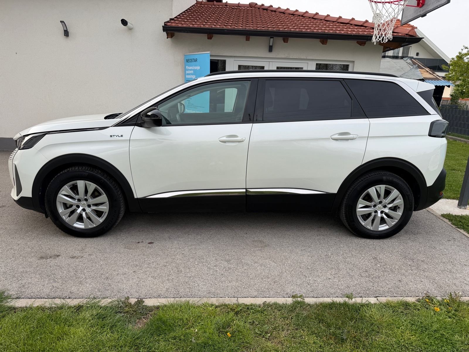 Peugeot 5008 1,5 blueHDI STYLE, 7 sjedala,VIRTUAL, fotografija 6