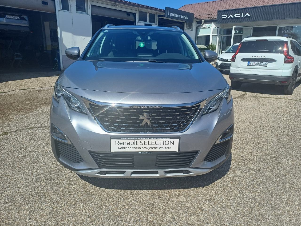 Peugeot 5008 1,6 BlueHDI 120 KS, ALLURE Aut., 7 SJEDALA,, fotografija 2