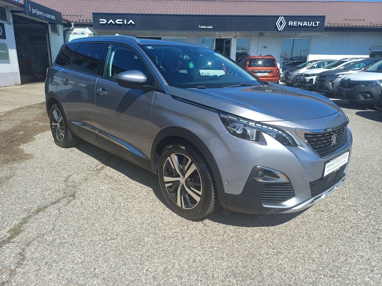 Peugeot 5008 1,6 BlueHDI 120 KS, ALLURE Aut., 7 SJEDALA,, fotografija 3