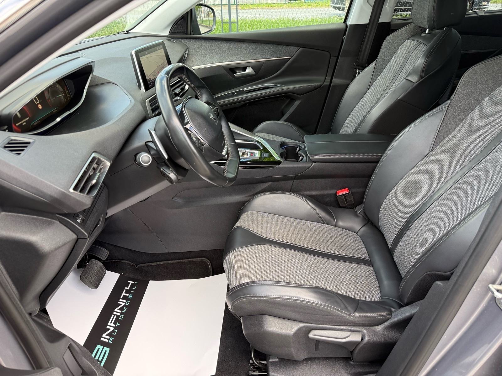 Peugeot 5008 1,6HDI Allure LEASING BEZ UČEŠĆA, 7 SJEDALA, AUTOMAT, fotografija 11
