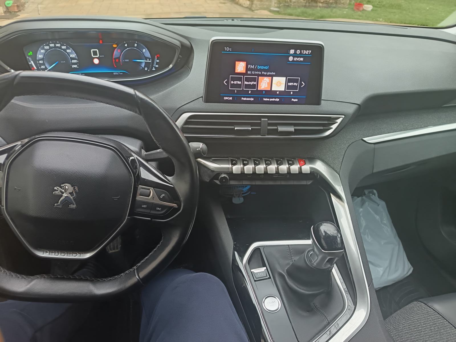 Peugeot 5008 1,6 BlueHDI, fotografija 5