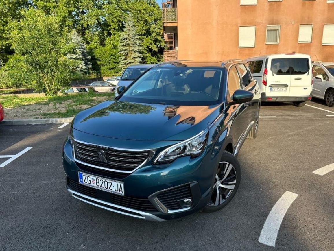 Peugeot 5008 1,6 BlueHDI, fotografija 5