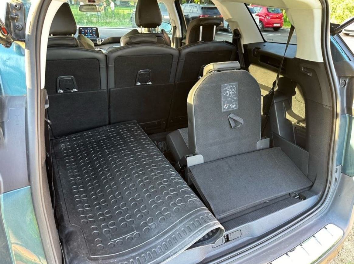 Peugeot 5008 1,6 BlueHDI, fotografija 14