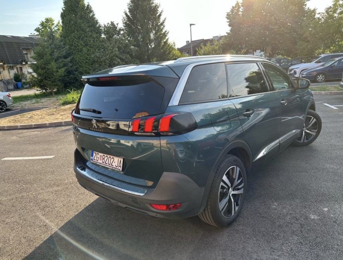 Peugeot 5008 1,6 BlueHDI, fotografija 2