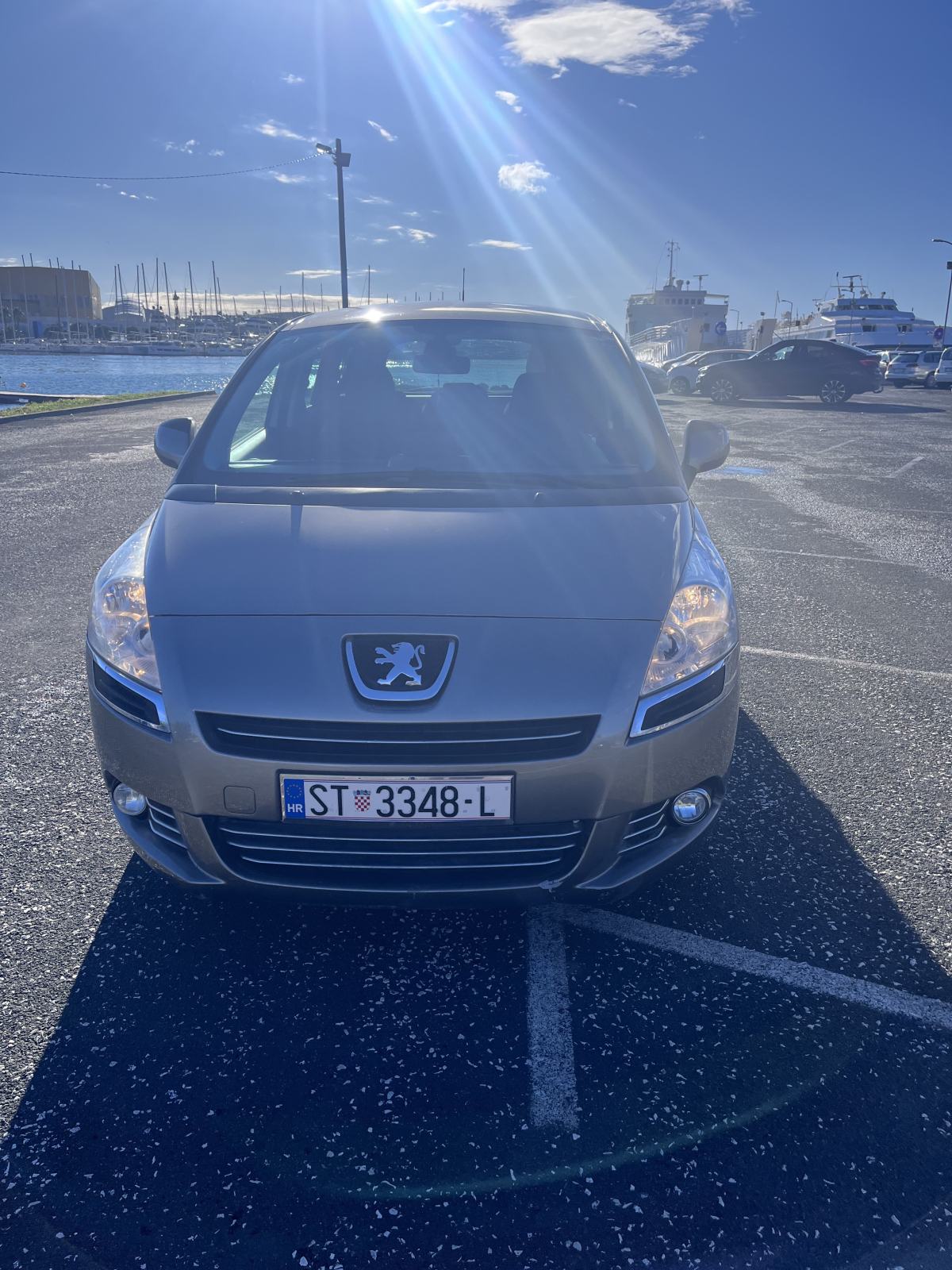 Peugeot 5008 1,6 e-HDi automatik, fotografija 18
