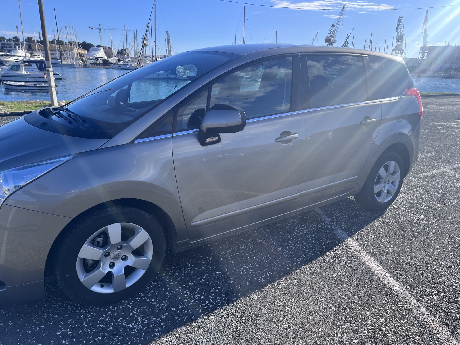 Peugeot 5008 1,6 e-HDi automatik, fotografija 19