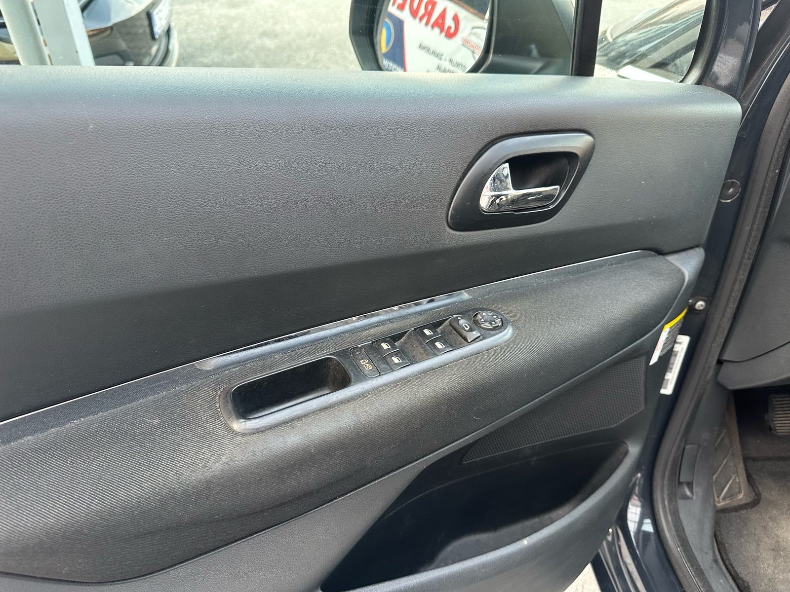 Peugeot 5008 1,6 e-HDi, fotografija 17