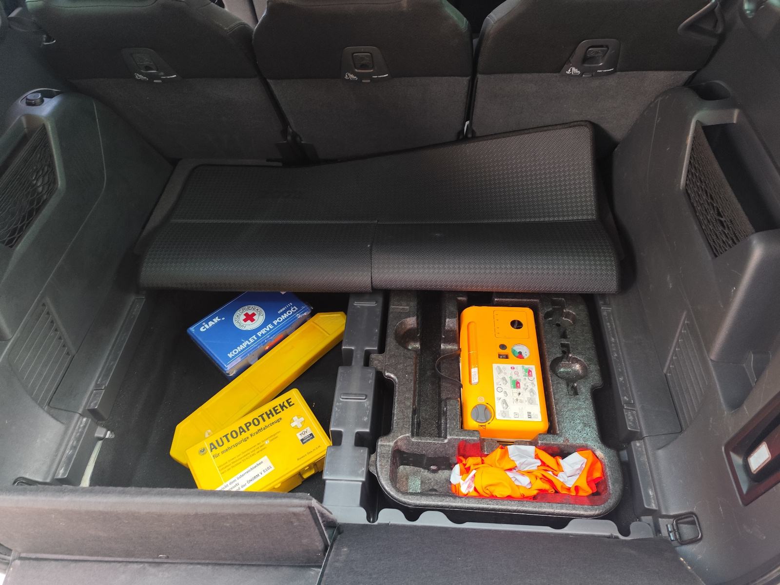 Peugeot 5008 1,6 HDi 2010g × Reg 6/27 × NAVI × KLIMA × PARK SENZORI, fotografija 18