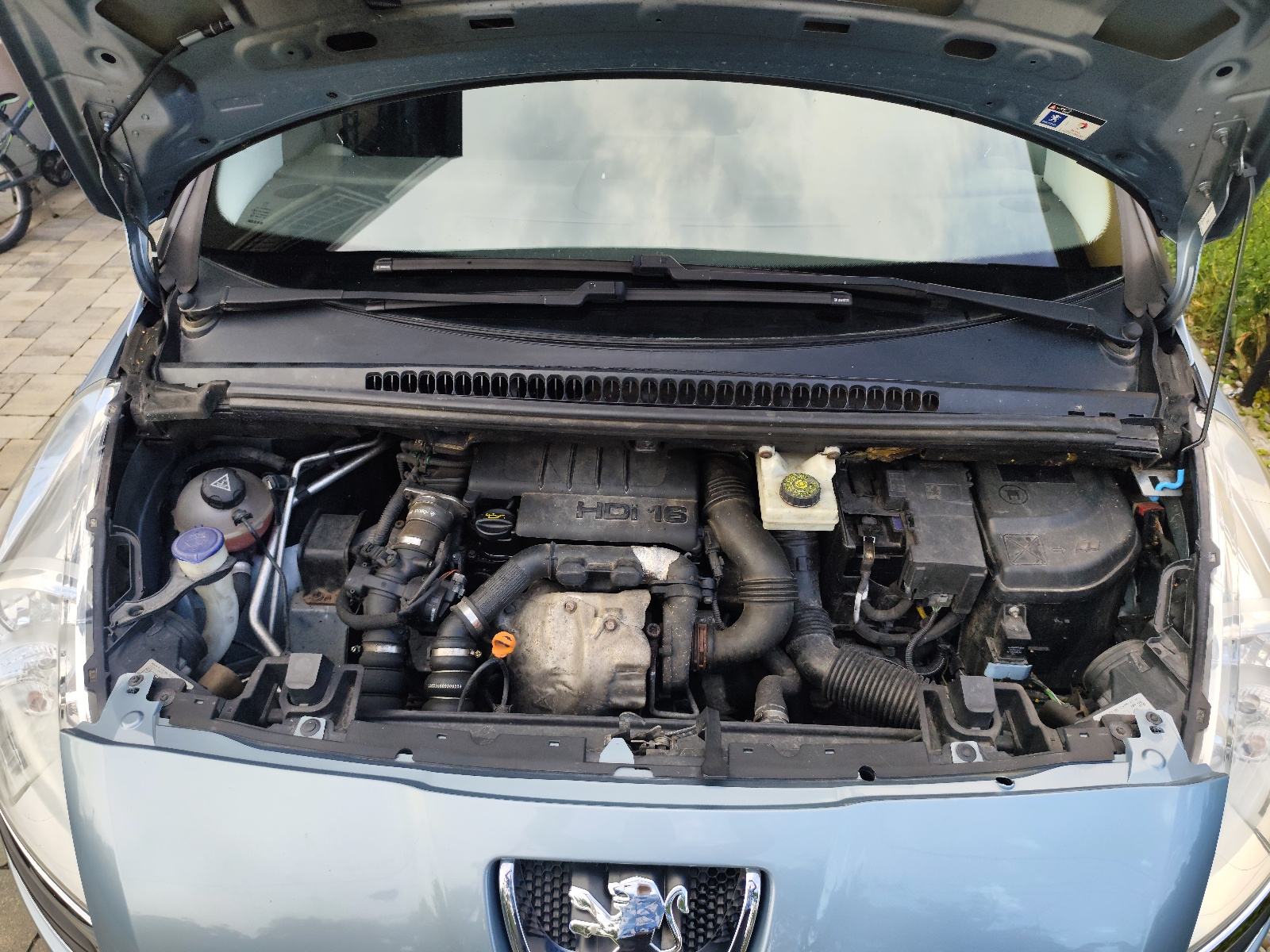 Peugeot 5008 1,6 HDi 2010g × Reg 6/27 × NAVI × KLIMA × PARK SENZORI, fotografija 16