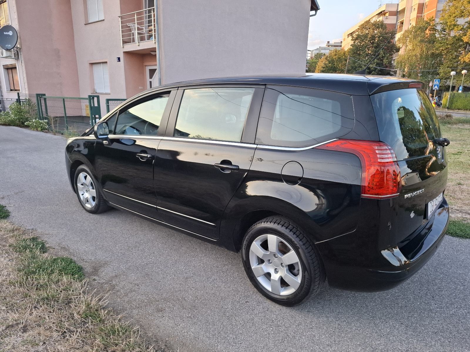 Peugeot 5008 1,6 HDi *AUTOMATIC* 7 Sjedala, fotografija 9