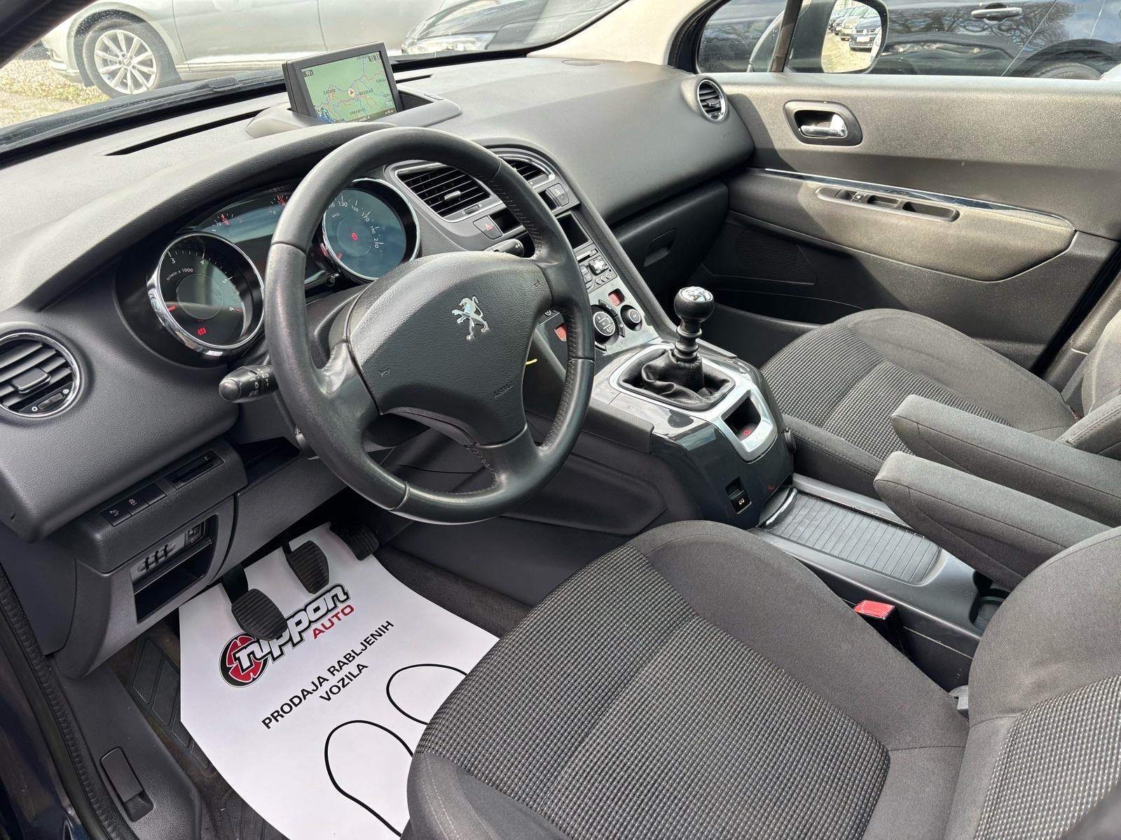 Peugeot 5008 1,6 HDi PANORAMA - NAVI - AUT.DVOZ.KLIMA - ALU, fotografija 10