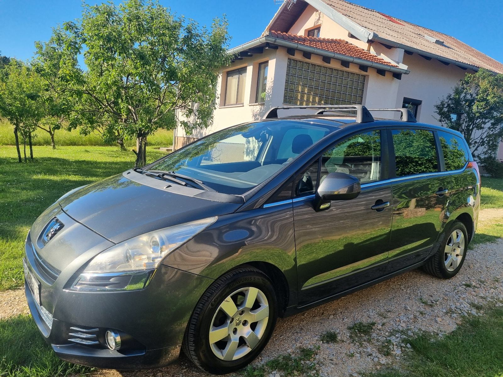 Peugeot 5008 1,6 HDi, 7 sjedala, reg. 06.2027., fotografija 7