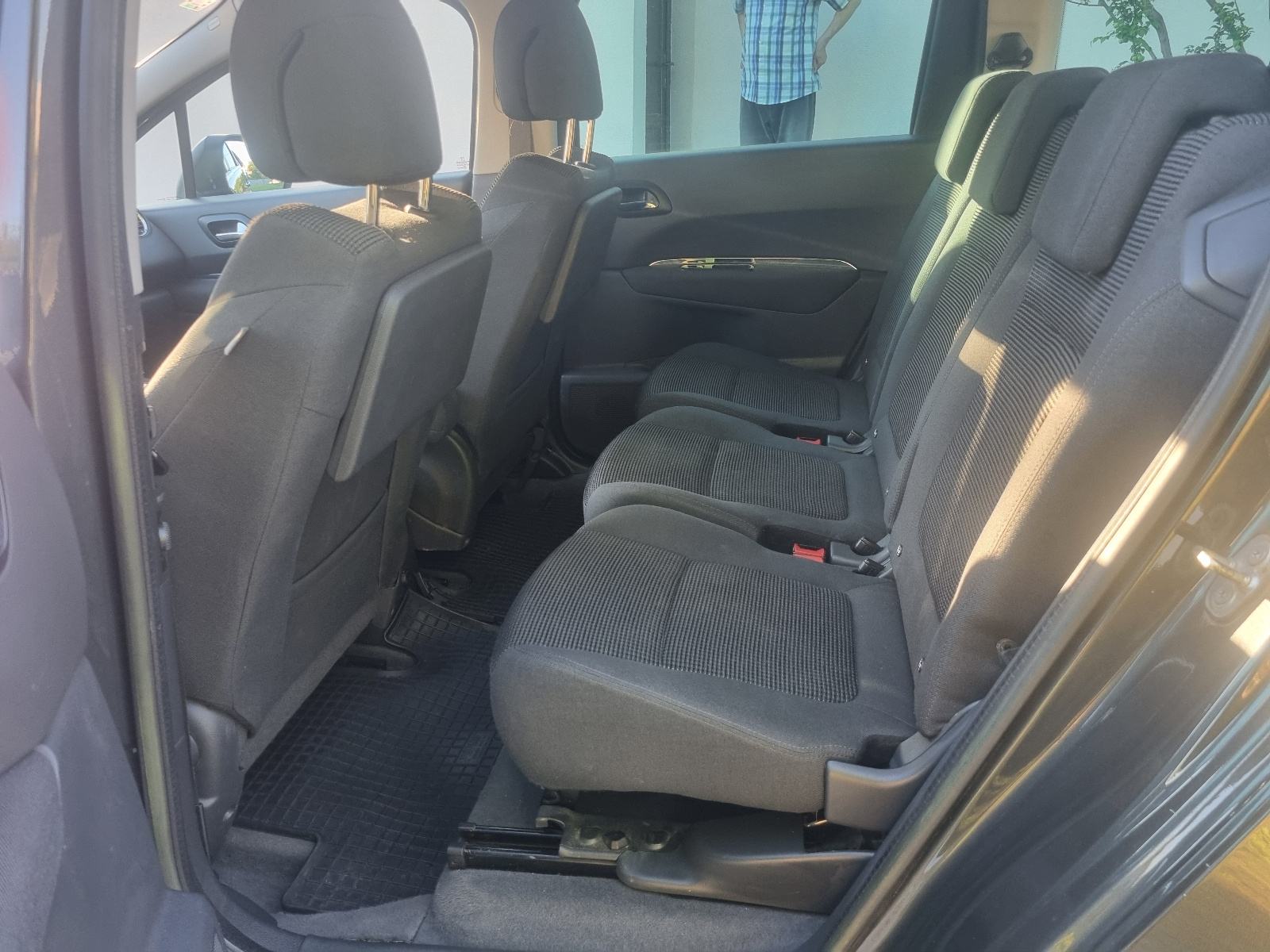 Peugeot 5008 1,6 HDi, 7 sjedala, reg. 06.2027., fotografija 11