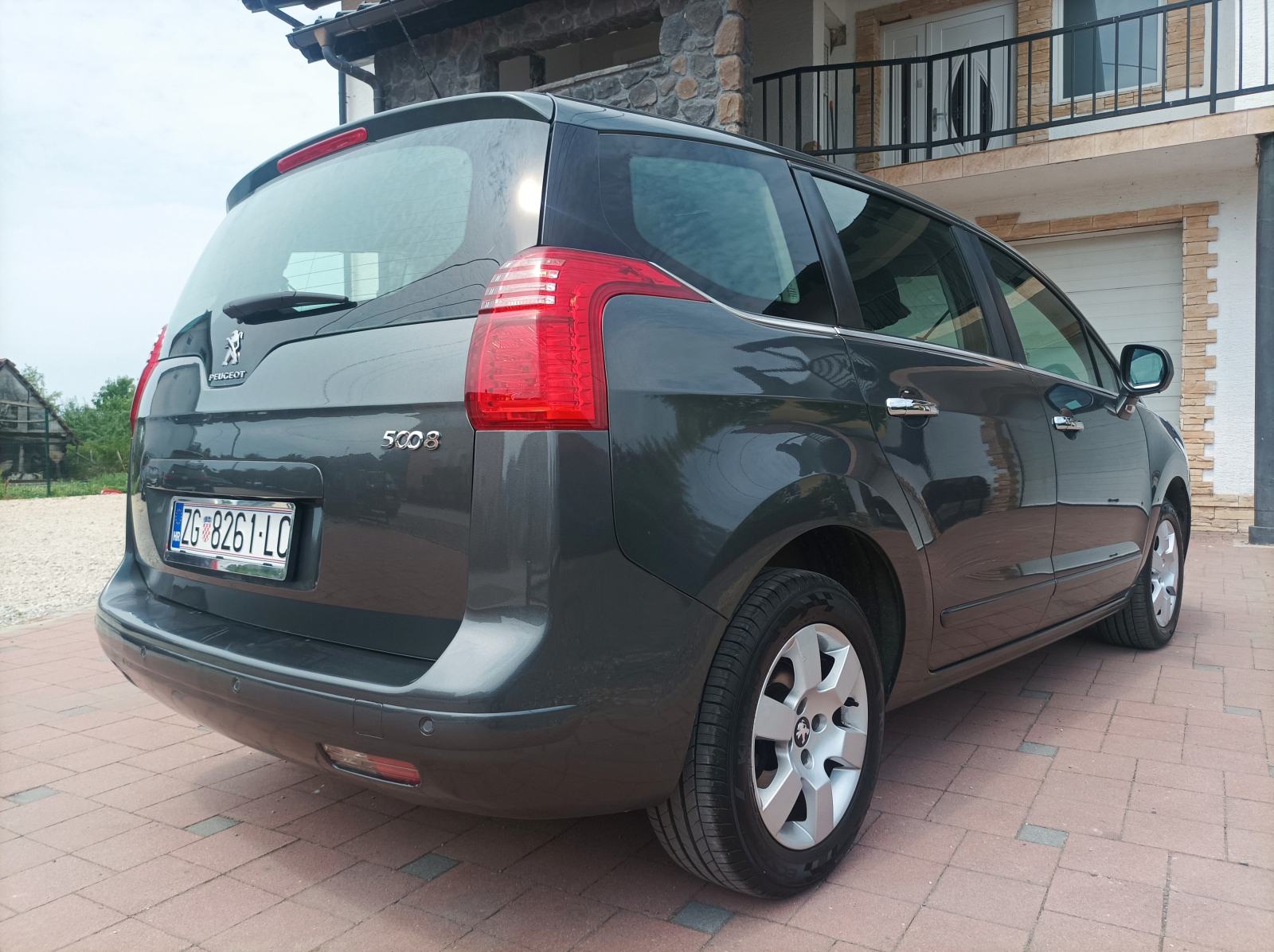 P-5008 1.6 HDi -VELIKI SERVIS-NOVE GUME-7 SJEDALA**REG. GODINU DANA..., fotografija 4