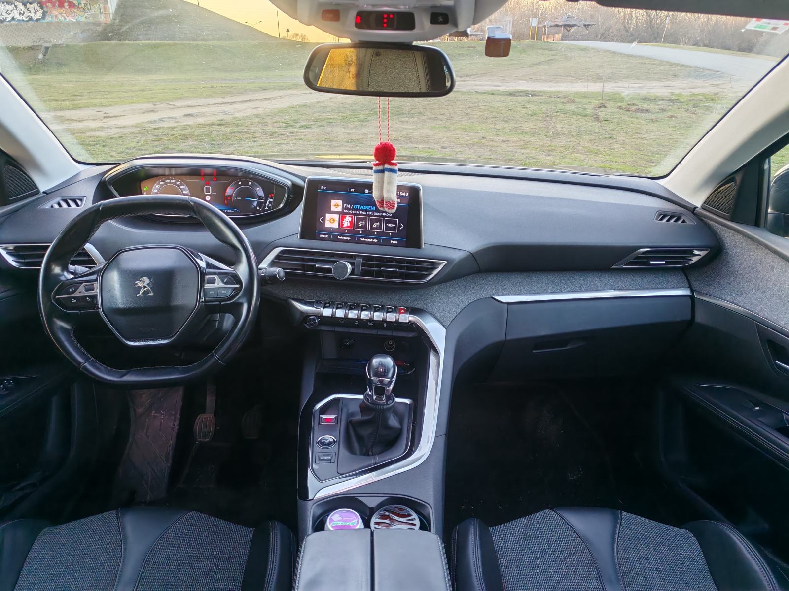 Peugeot 5008 2.0 BlueHDI 150ks Allure - 7 sjedala - regan godinu dana, fotografija 9