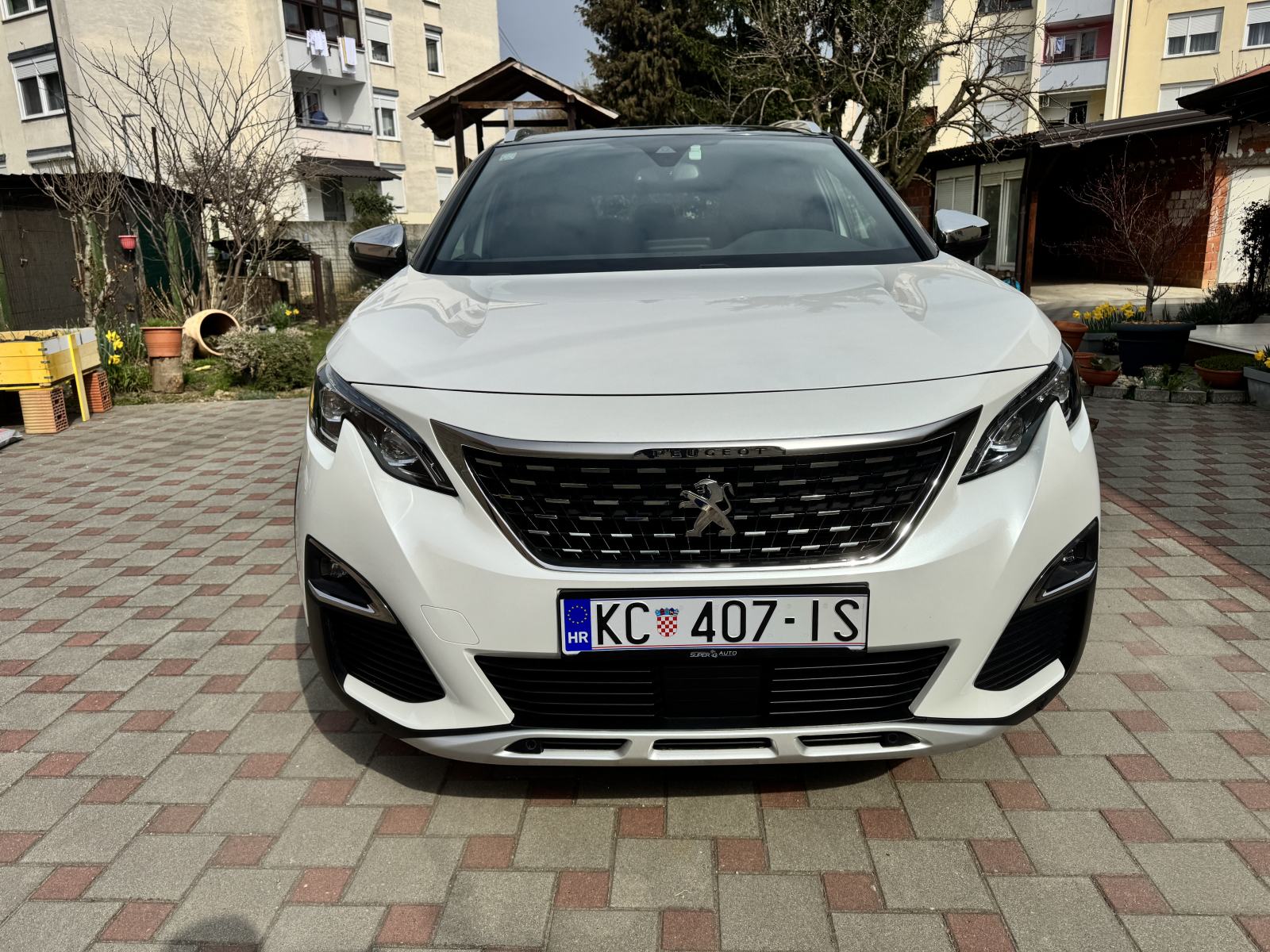 Peugeot 5008 2,0 BlueHDI, 180 KS, ETA 8, 7 Sjedalo, Panorama, 360 Cam, fotografija 8