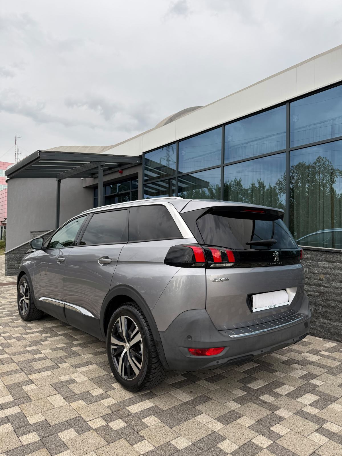 Peugeot 5008 2,0 d - 7 SJEDALA - PANORAMA - FULL OPREMA - PRILIKA !!!!, fotografija 7