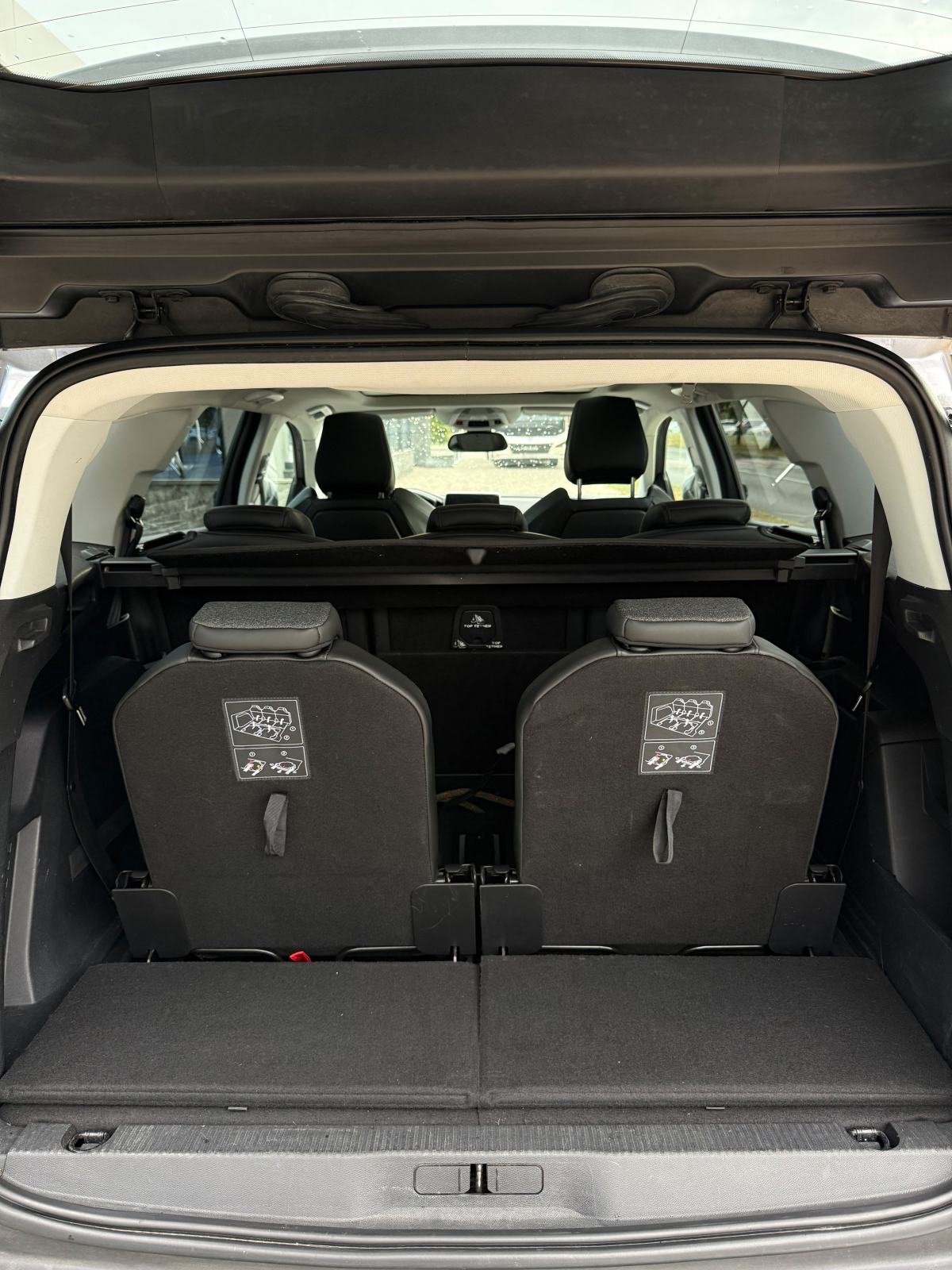 Peugeot 5008 2,0 d - 7 SJEDALA - PANORAMA - FULL OPREMA - PRILIKA !!!!, fotografija 10