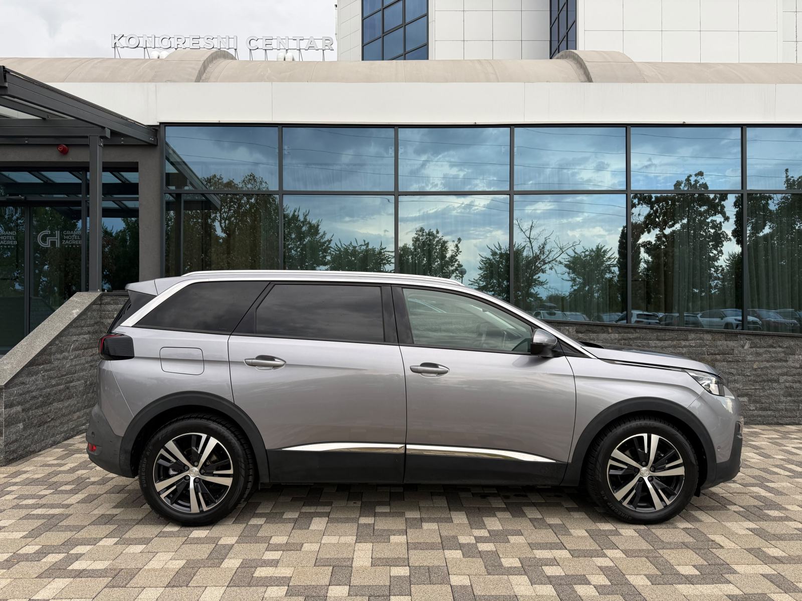 Peugeot 5008 2,0 d - 7 SJEDALA - PANORAMA - FULL OPREMA - PRILIKA !!!!, fotografija 13
