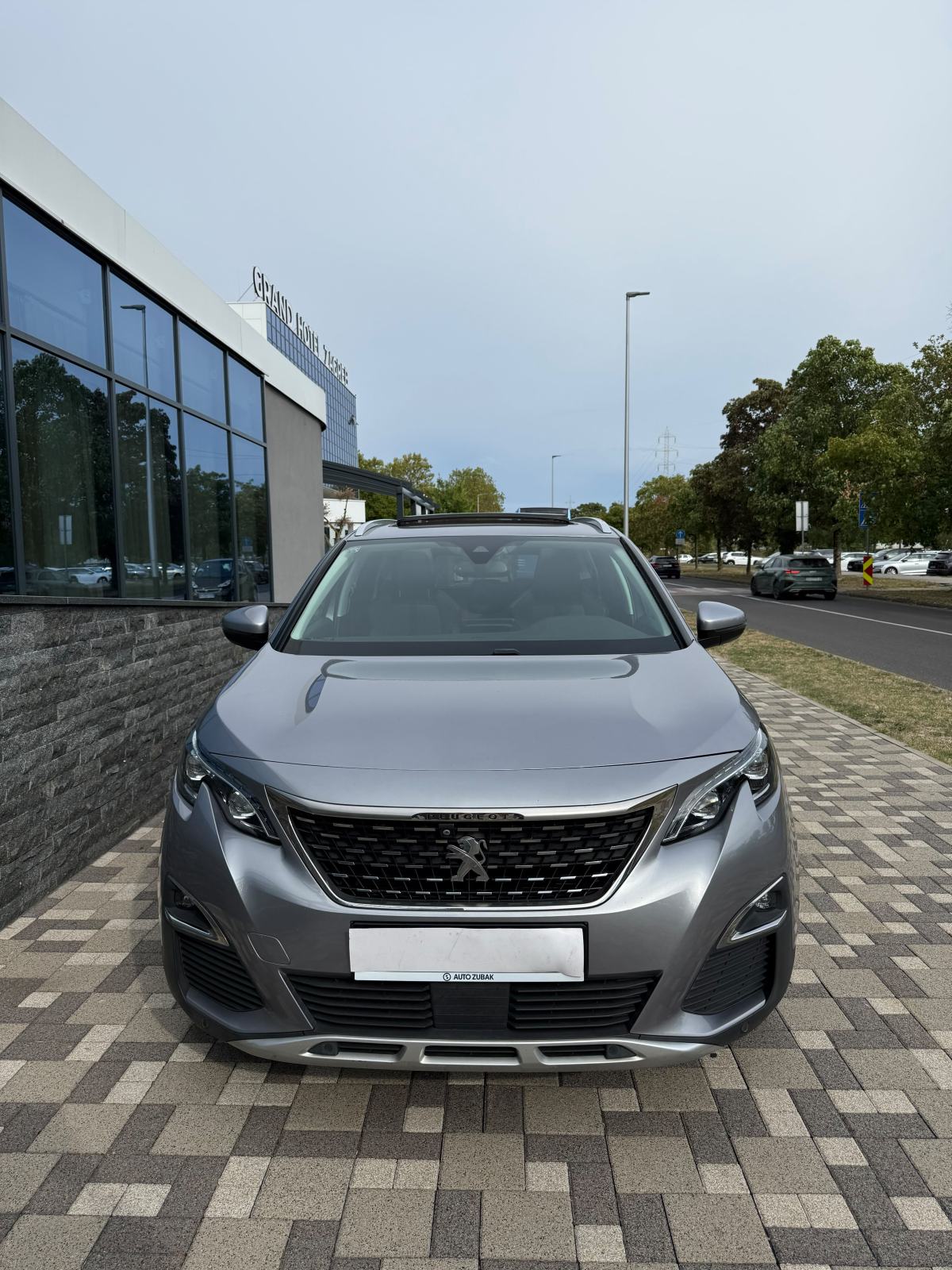 Peugeot 5008 2,0 d - 7 SJEDALA - PANORAMA - FULL OPREMA - PRILIKA !!!!, fotografija 3