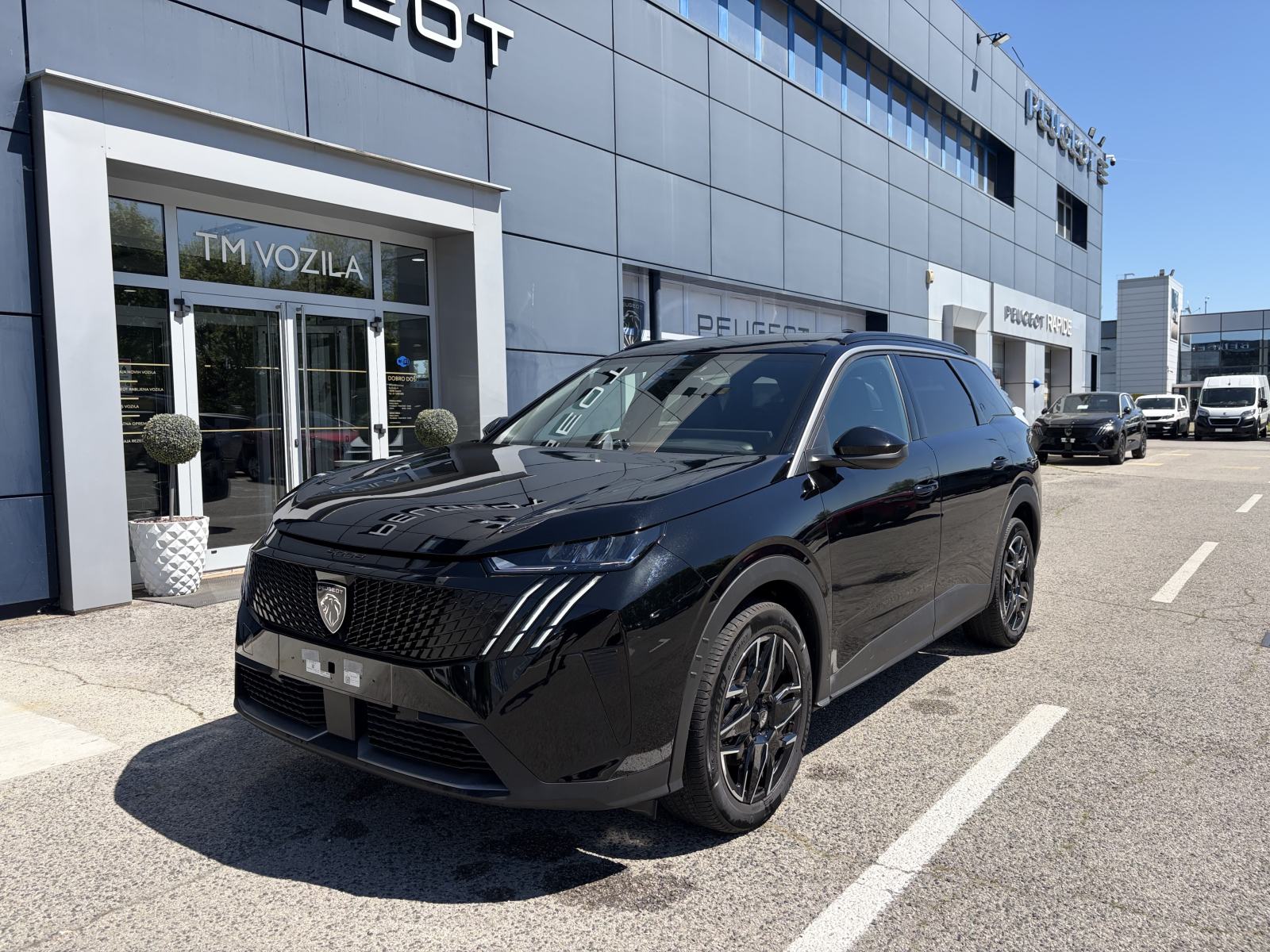 Peugeot 5008 ALLURE HYBRID 145 e-DCS6 automatik
