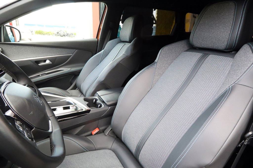 Peugeot 5008 BlueHDI 130 KS Tiptronik Allure 7-Sjedišta -Full LED-, fotografija 6