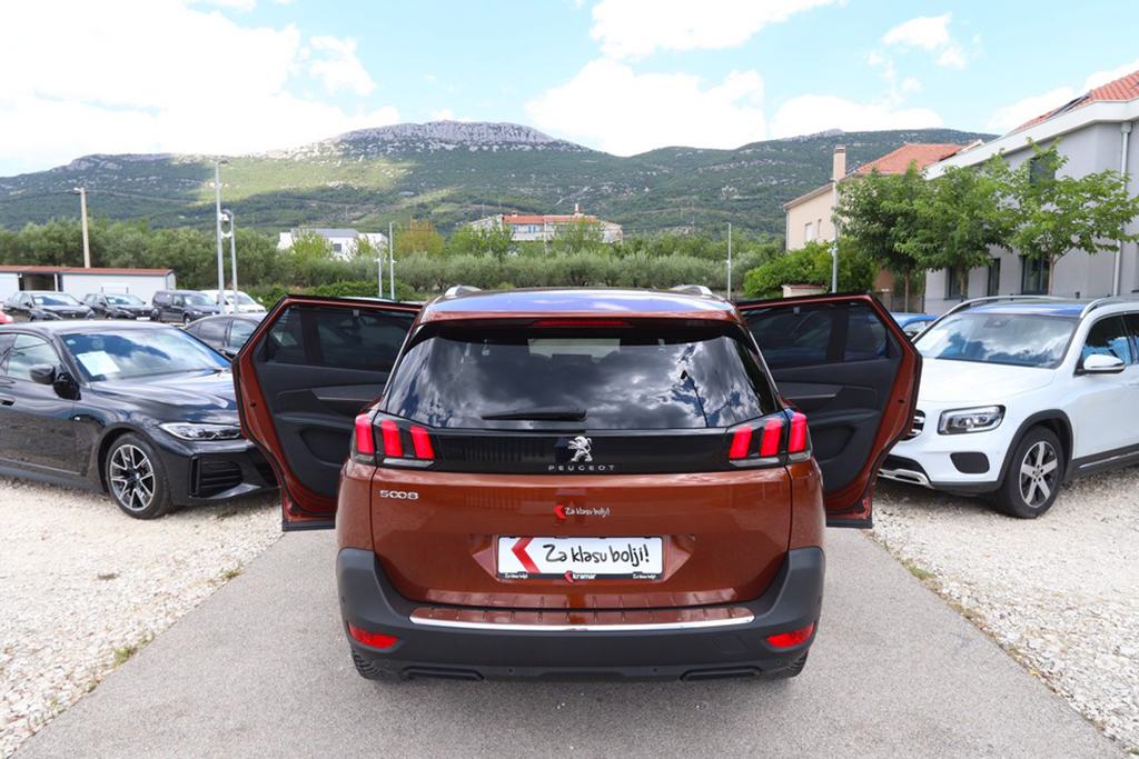 Peugeot 5008 BlueHDI 130 KS Tiptronik Allure 7-Sjedišta -Full LED-, fotografija 17