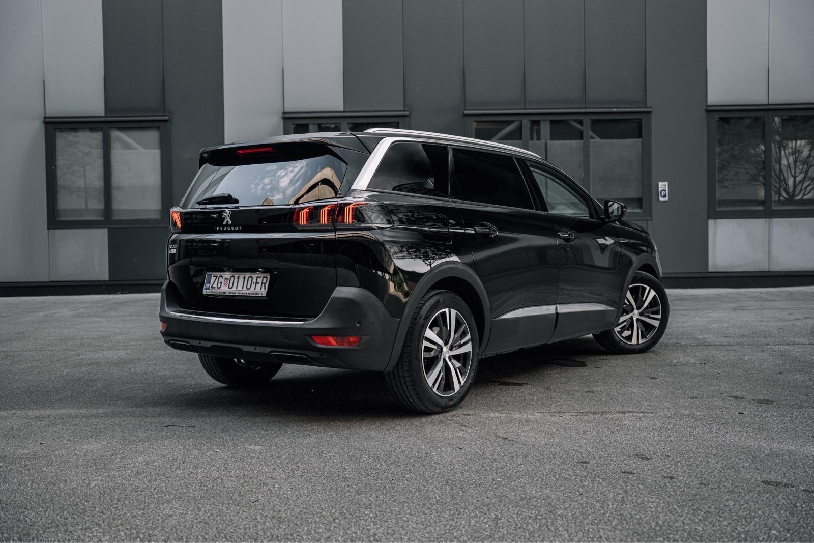 Peugeot 5008 1,5 BlueHDI 96 KW AUTOMATIK 7 SJEDALA, fotografija 4