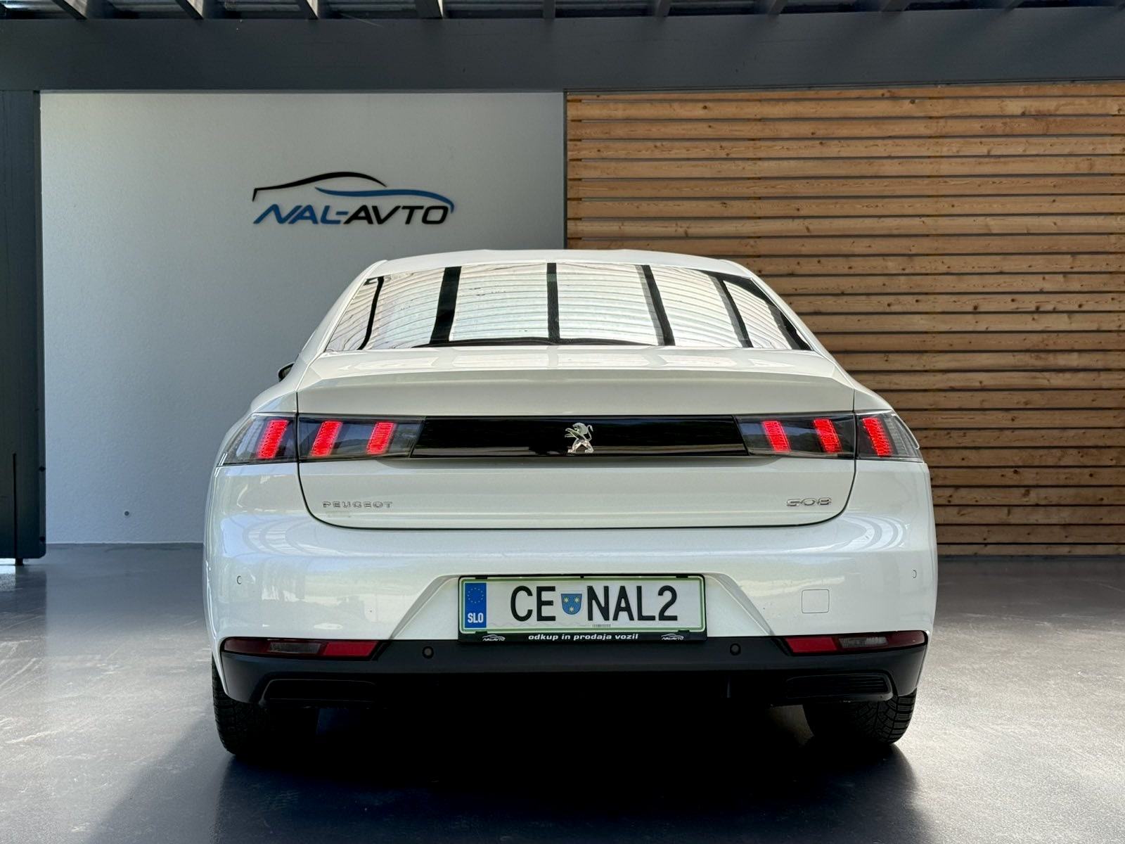 Peugeot 508 130 Aut. LED-NAVIGACIJA-LANE ASSIST-ACC-PARK SENZORI, fotografija 5