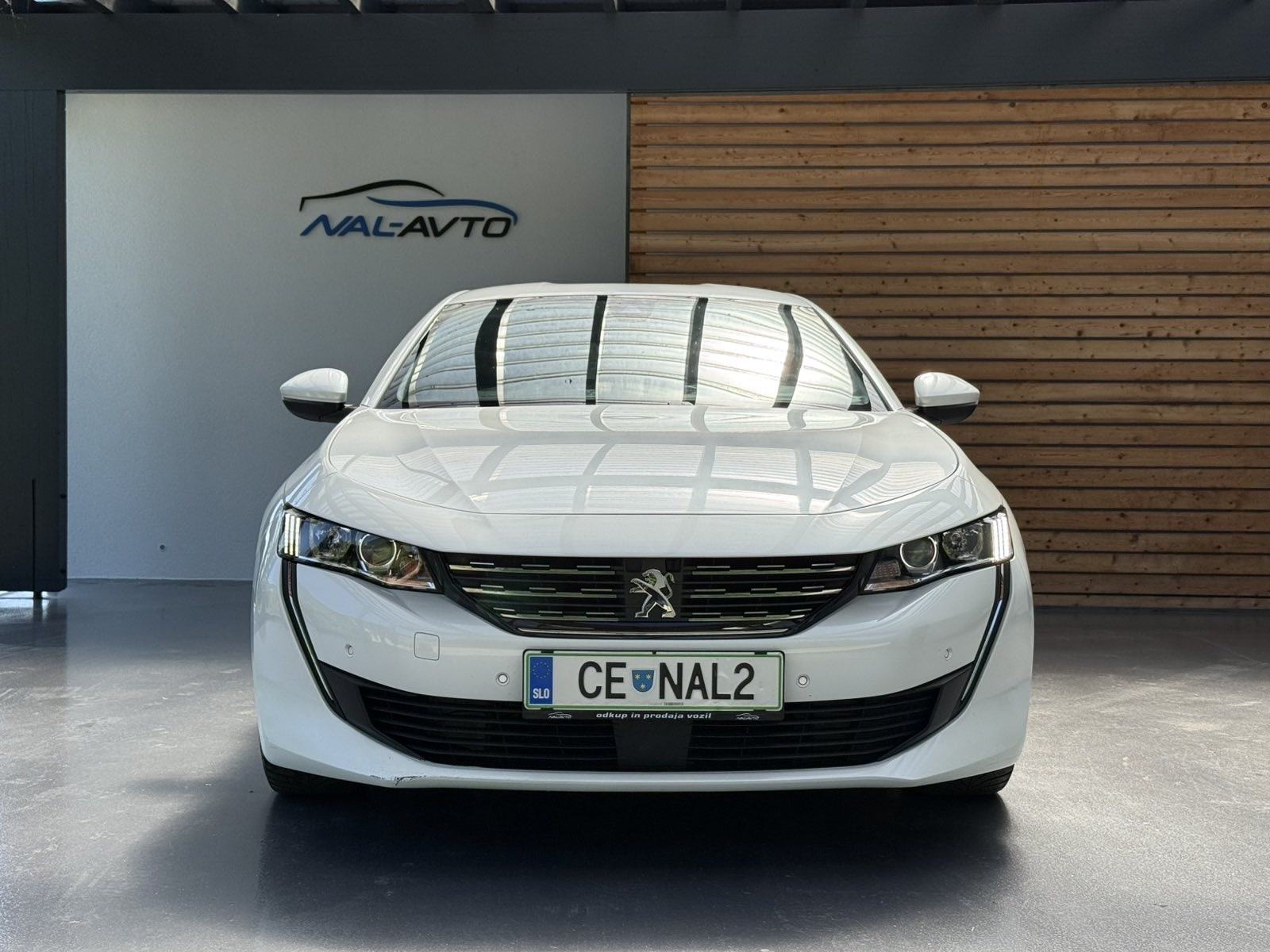 Peugeot 508 130 Aut. LED-NAVIGACIJA-LANE ASSIST-ACC-PARK SENZORI, fotografija 2