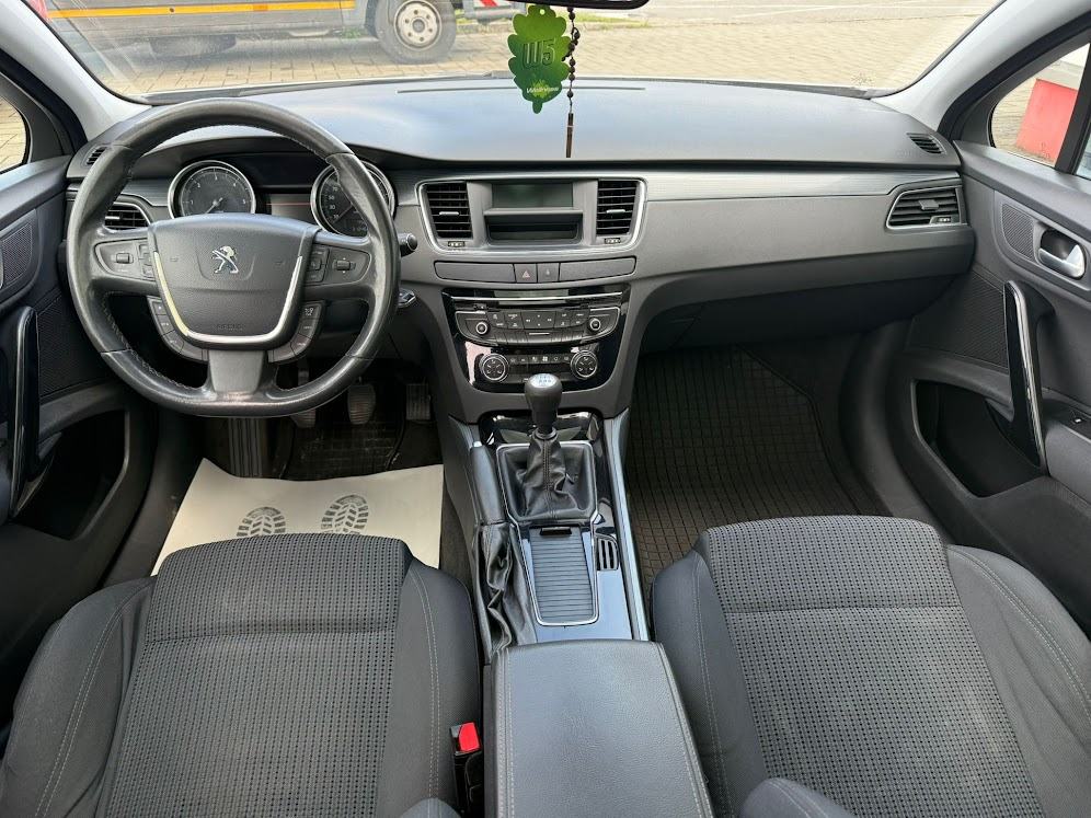 Peugeot 508 SW 2,0 HDi, fotografija 8
