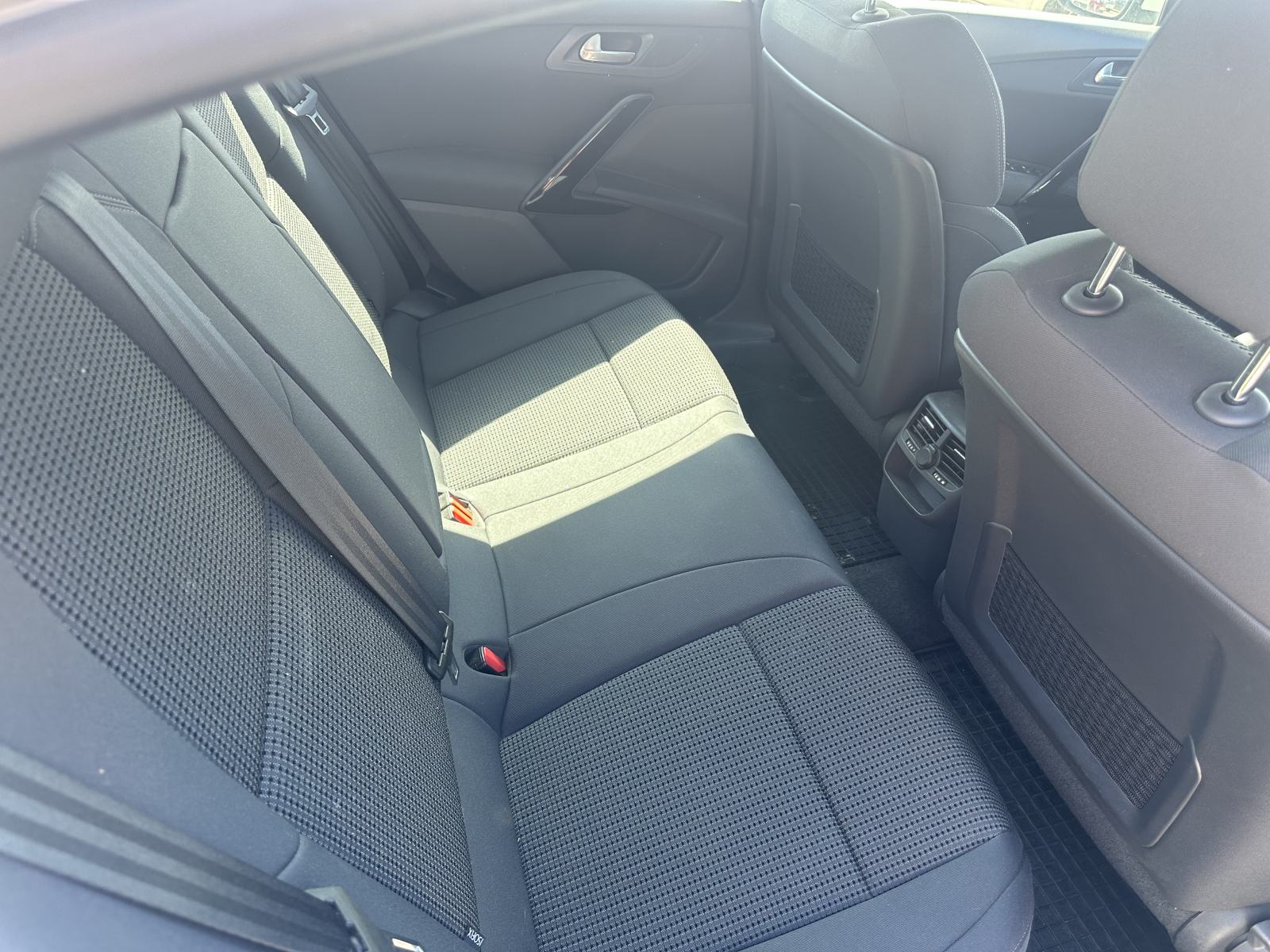 Peugeot 508 2,0 HDi, fotografija 12