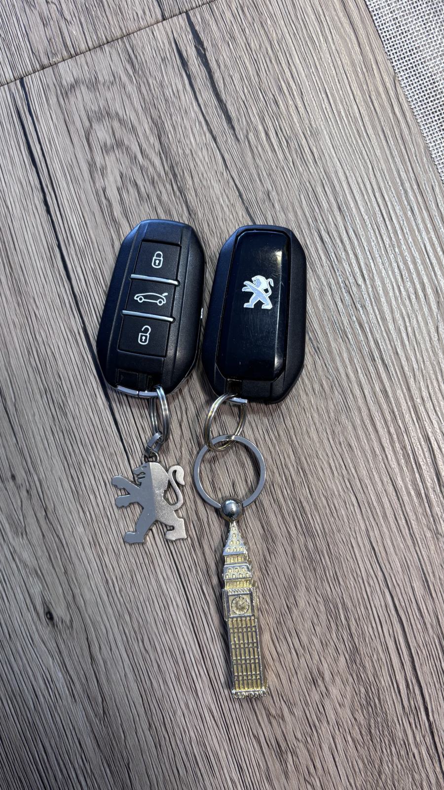Peugeot 508 Hybrid4 2.0 HDi | 168 000km | 200 KS | 4x4, fotografija 19