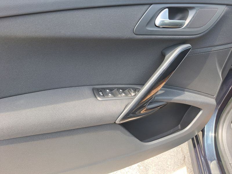 Peugeot 508 Hybrid4 2,0 HDi, fotografija 18