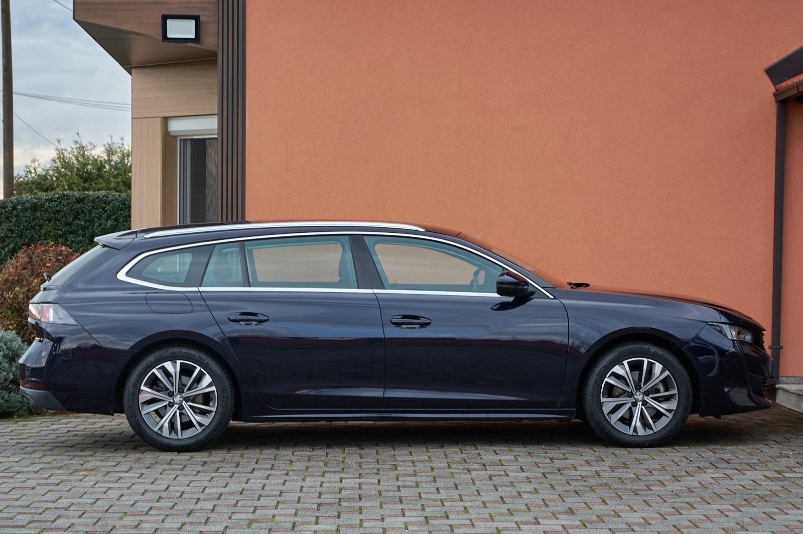 PEUGEOT 508 SW 1,5 Hdi BUSINESS 2019g. Servisna knjiga., fotografija 7