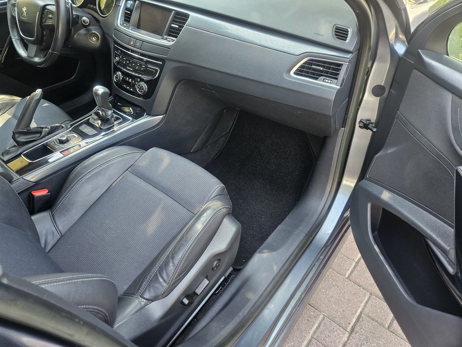 Peugeot 508 SW 1,6 HDI automatik,panorama,navi reg.18.06.2027, fotografija 15