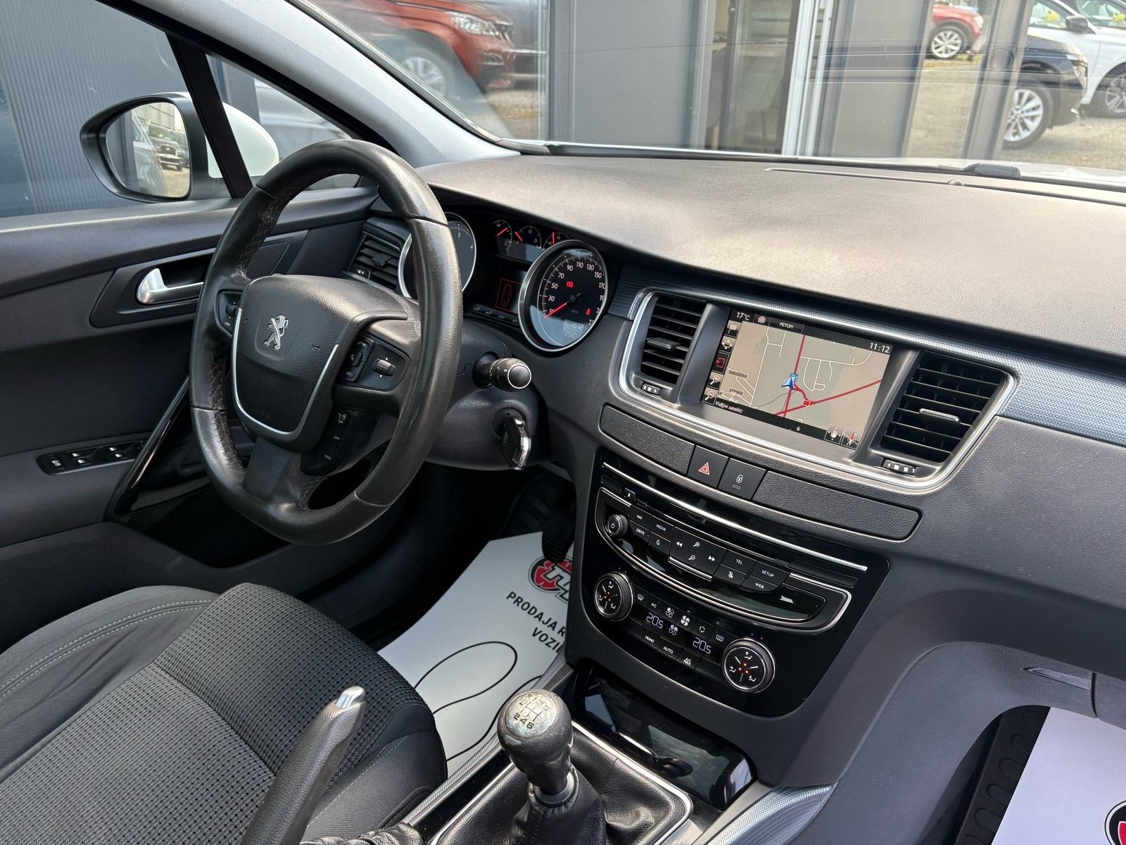 Peugeot 508 SW 1,6 HDI REG:01/2027 - NAVI - PANORAMA - AUTOKREDIT, fotografija 17