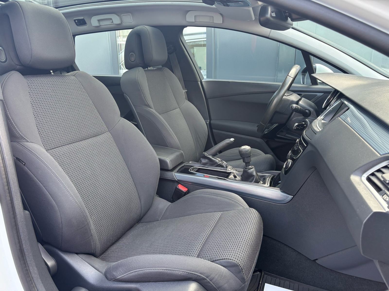 Peugeot 508 SW 1,6 HDI REG:01/2027 - NAVI - PANORAMA - AUTOKREDIT, fotografija 20