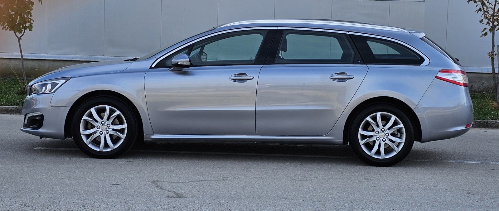 Peugeot 508 SW 2.0 HDI JAMSTVO 12 MJ Panorama,tempomat,Navigacija*, fotografija 4