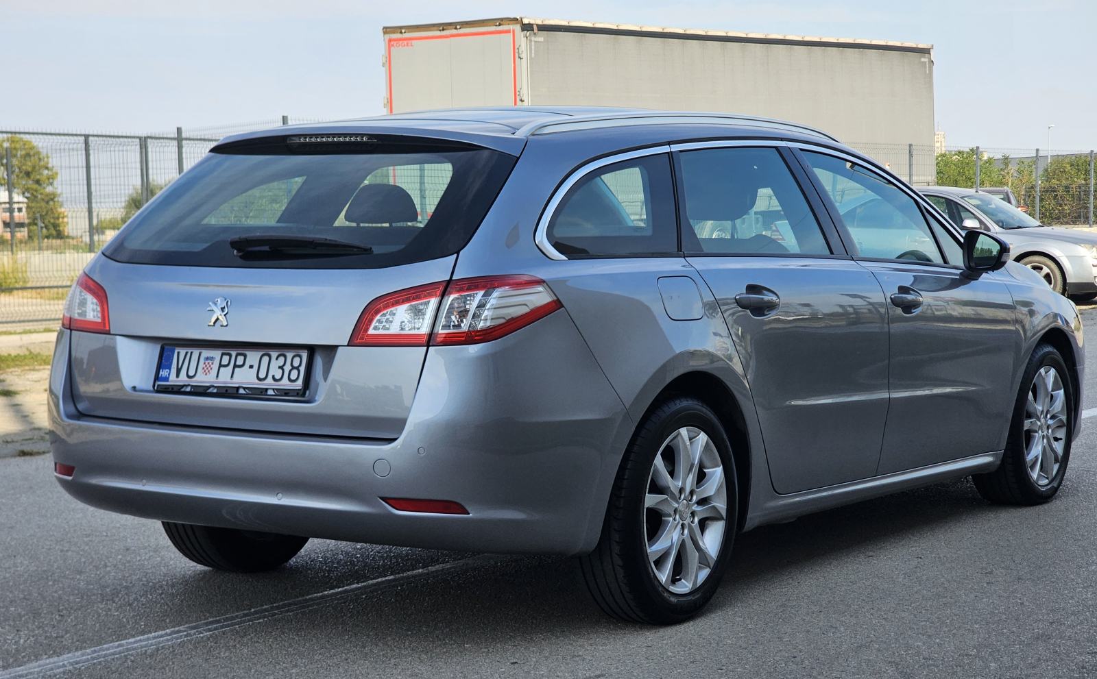 Peugeot 508 SW 2.0 HDI JAMSTVO 12 MJ Panorama,tempomat,Navigacija*, fotografija 6