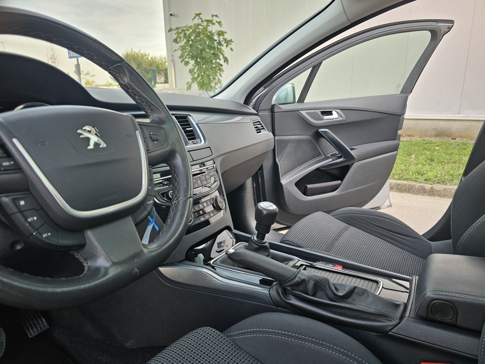 Peugeot 508 SW 2.0 HDI JAMSTVO 12 MJ Panorama,tempomat,Navigacija*, fotografija 8
