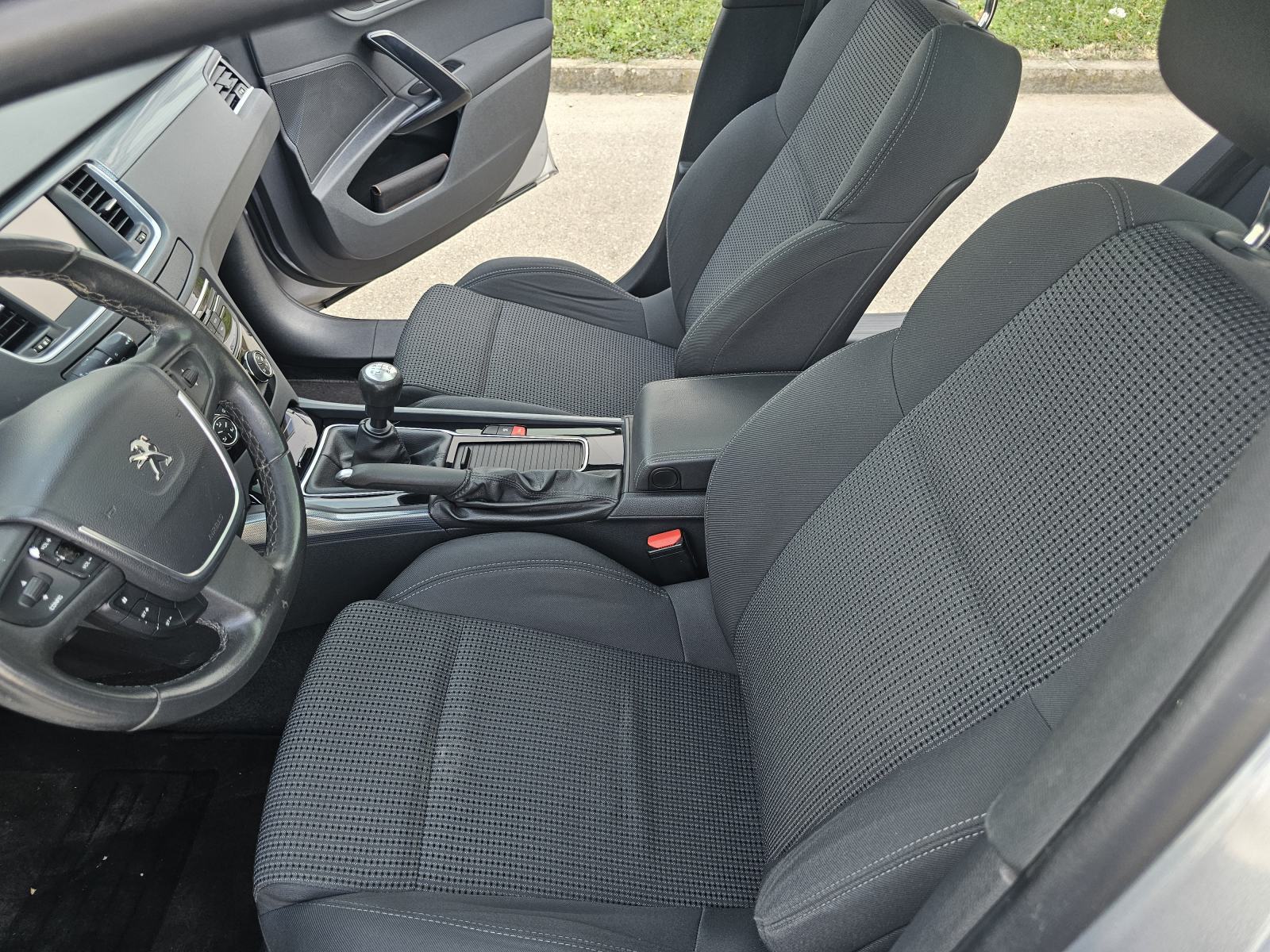 Peugeot 508 SW 2.0 HDI JAMSTVO 12 MJ Panorama,tempomat,Navigacija*, fotografija 12