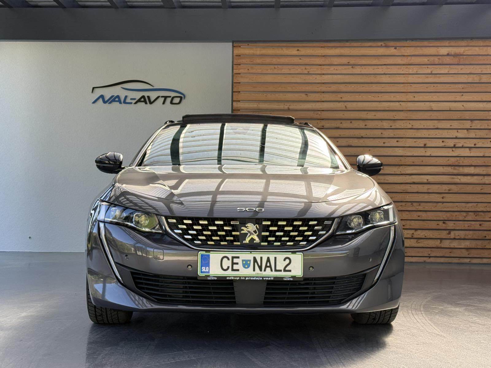 Peugeot 508 SW GT Line -LED-NAVIGACIJA-LANE ASSIST-PANORAMA, fotografija 2