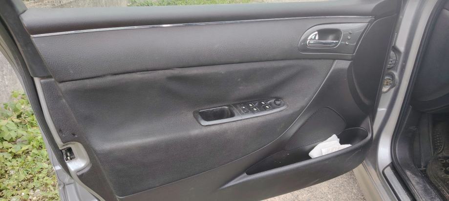 Peugeot 607 2,0 HDi, fotografija 17