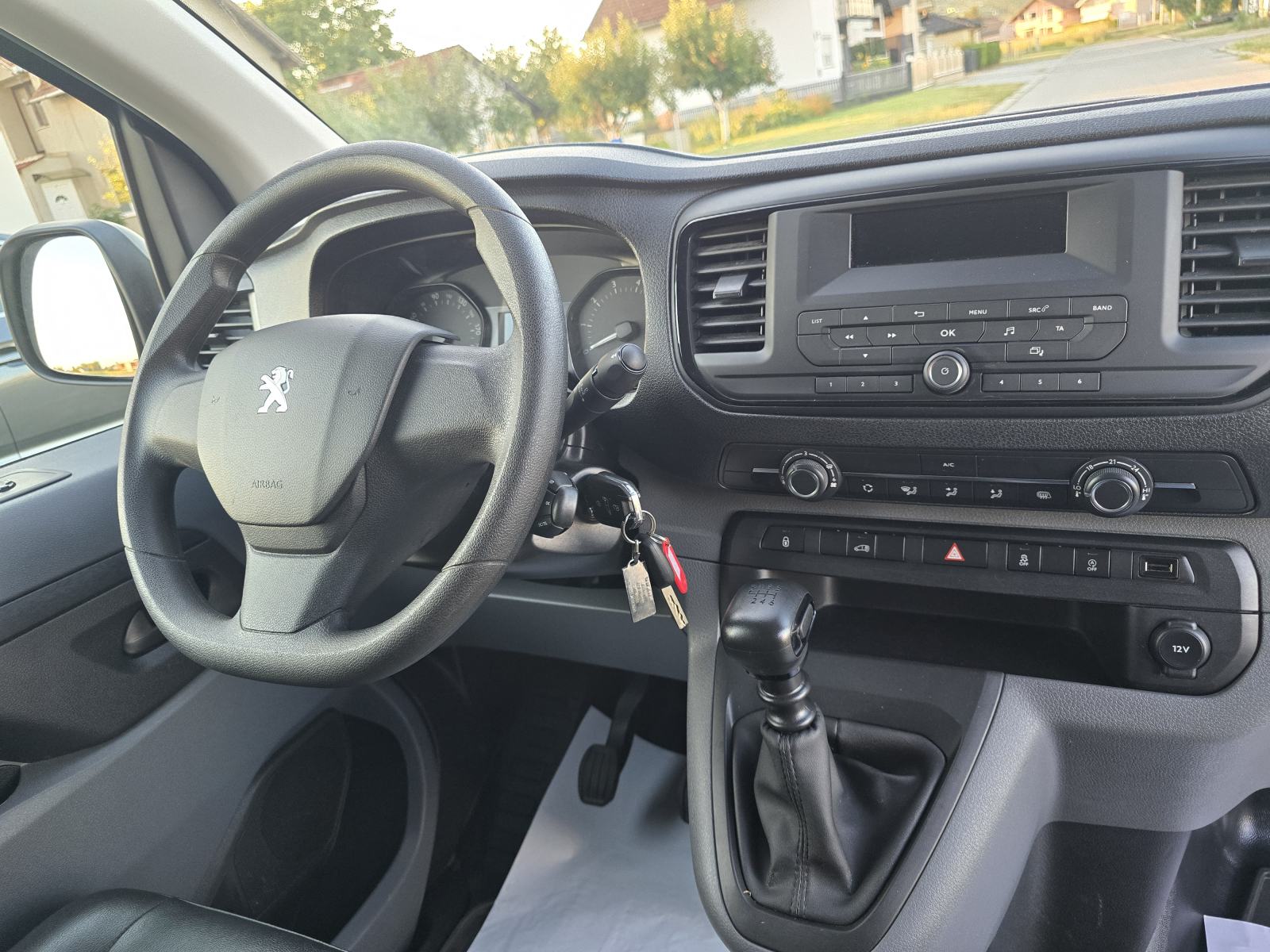 Peugeot Expert 1,5 hdi-2022gd.md-KLIMA-L2-dugački,3sjed,u PDV-u,KARTIC, fotografija 14