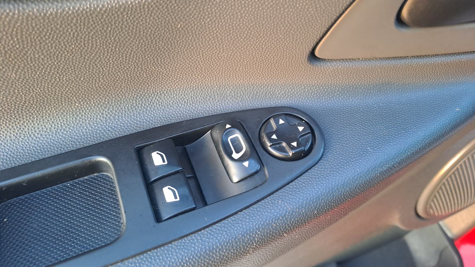 Peugeot Expert 1.6 HDI-2015gd.md-KLIMA-park.senzori,3sjedala,KARTICE, fotografija 18