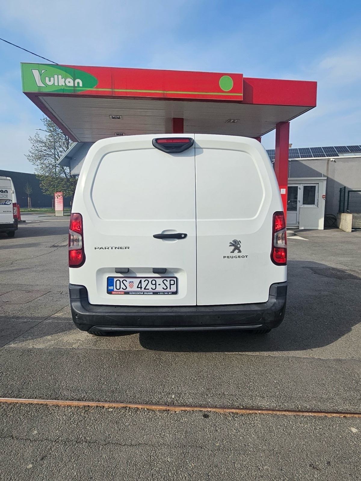 Peugeot Partner L2 1.5 BlueHDi, 3 sjedala! Reg. do 03/2027., održavan!, fotografija 7