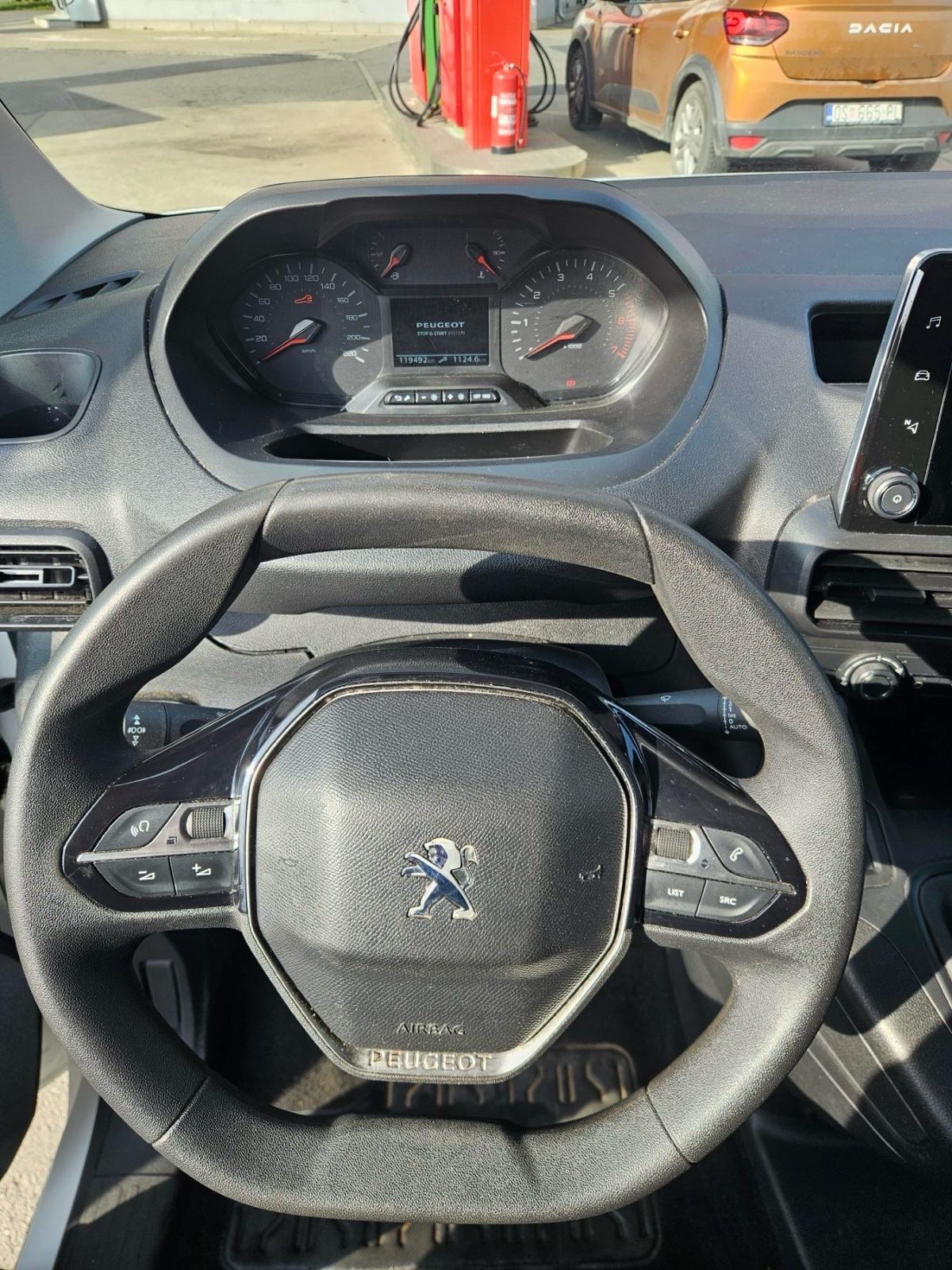 Peugeot Partner L2 1.5 BlueHDi, 3 sjedala! Reg. do 03/2027., održavan!, fotografija 11