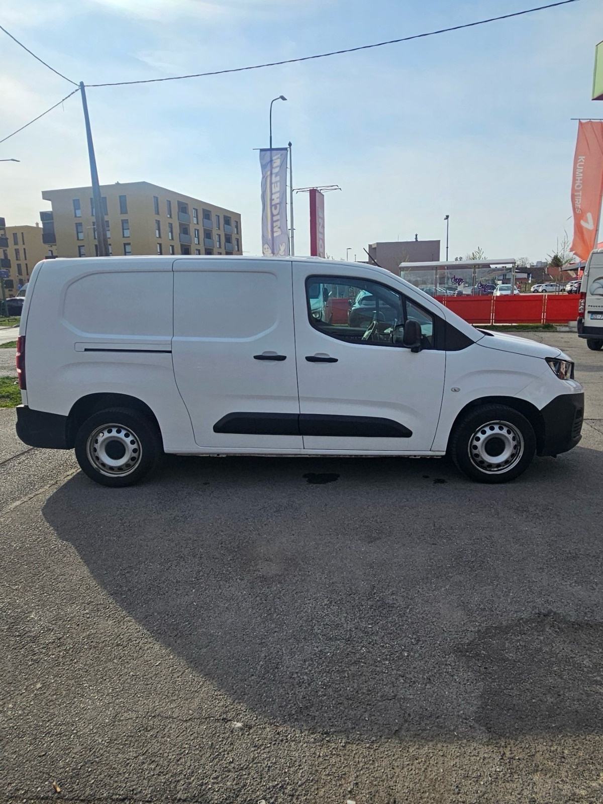 Peugeot Partner L2 1.5 BlueHDi, 3 sjedala! Reg. do 03/2027., održavan!, fotografija 4